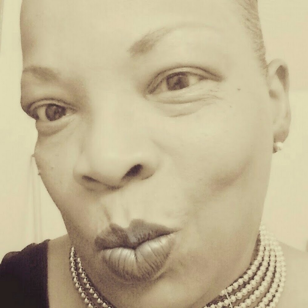 Meet your Posher, Crystal